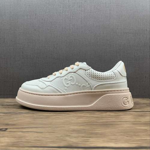 450GUCCI LOW CASUAL SNEAKERS WHITEWHITEGOLDMAN3844