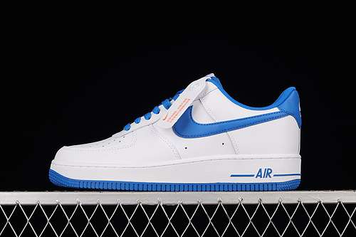 320DH7561104AIR FORCE 1 07 LOW WHITEWHITEMEDIUM BLUEWOMAN3639MAN4045