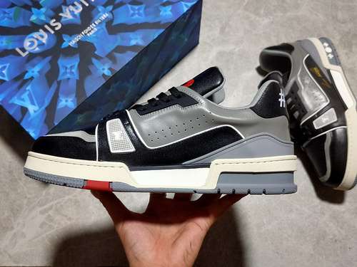 750LV 2021 TRAINER SNEAKERS BLACKGREYREDMAN3845