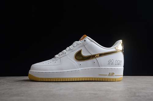 300315092171AIR FORCE 1 LOW 07 PLAYERS WHITEWHITEMETALLIC GOLDWOMAN3639MAN4045