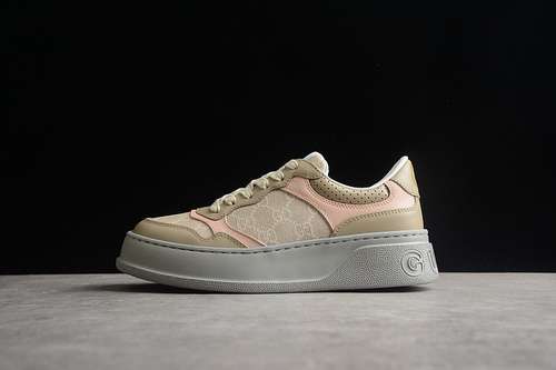 600GUCCI GG SUPREME CANVAS SNEAKERS WHEATGREYLIGHT PINKWOMAN3539MAN4044