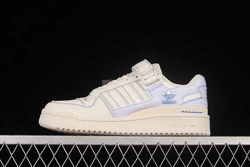 300GX1018FORUM 84 LOW CLOUD WHITEOFF WHITEBLUEWOMAN3639MAN4045