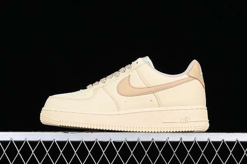 300315122269AIR FORCE 1 07 NATURAL YELLOWBROWNWOMAN3639MAN4045