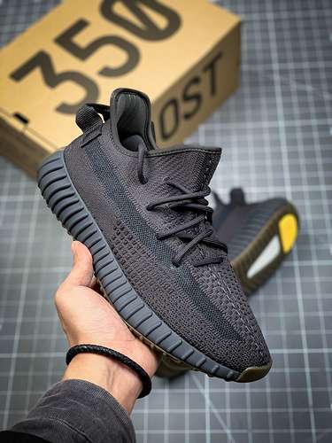 520FY2903PK BASF YEEZY BOOST 350 V2 CINDER CINDERCINDERCINDERUNISEX3646