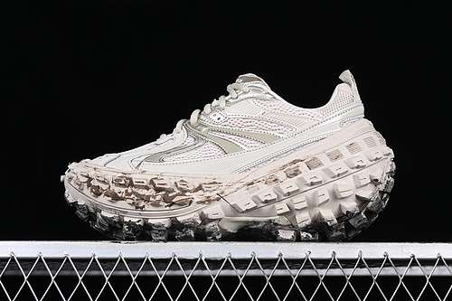 580W2RAF9700BALENCIAGA DEFENDER RUBBER PLATFORM SNEAKERS GREYBROWNUNISEX3546