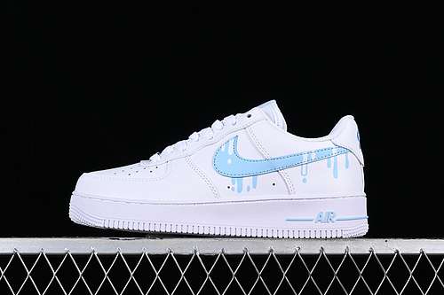 300CW2288005AIR FORCE 1 07 LOW WHITEBLUEWOMAN3639MAN4045