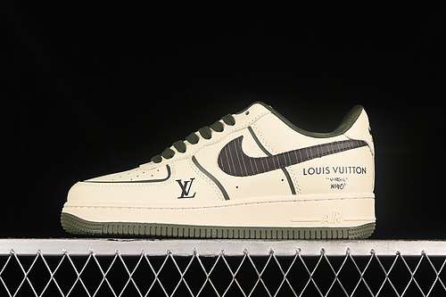 280CT3228400AIR FORCE 1 07 LOW LV YELLOWGREENWOMAN3639MAN4045