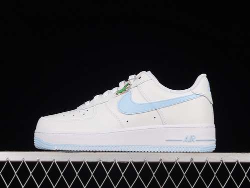 320DD8959100AIR FORCE 1 LOW 07 WHITEWHITESKY BLUEWOMAN3639MAN4045