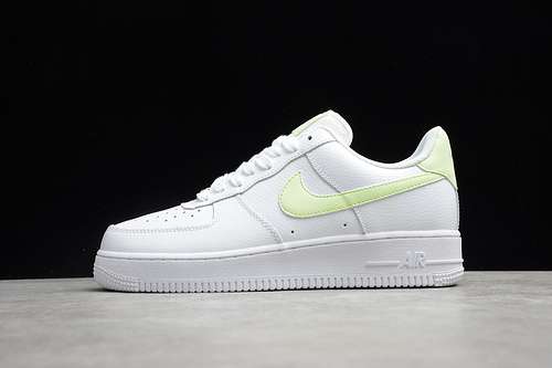 280315115155AIR FORCE 1 LOW WHITEBARELY VOLTWOMAN3639MAN4045
