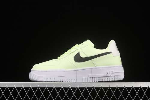 280CT3228701AIR FORCE 1 LOW 07 LX BARELY VOLTBLACKWHITEBLACKWOMAN3640
