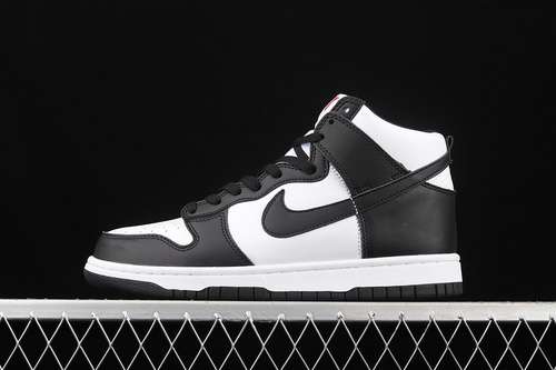 320DD1399103SB DUNK HIGH WHITEBLACKUNIVERSITY REDWOMAN3639MAN4045