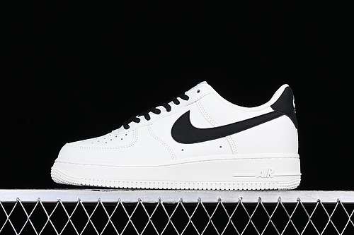 300CQ5059221AIR FORCE 1 07 LOW WHITEBLACKWOMAN3639MAN4045