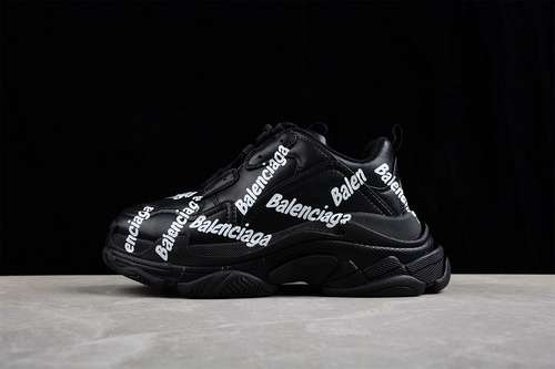 550BALENCIAGA TRIPLE S 30 SNEAKERS BLACKBLACKWHITEWOMAN3539MAN4046