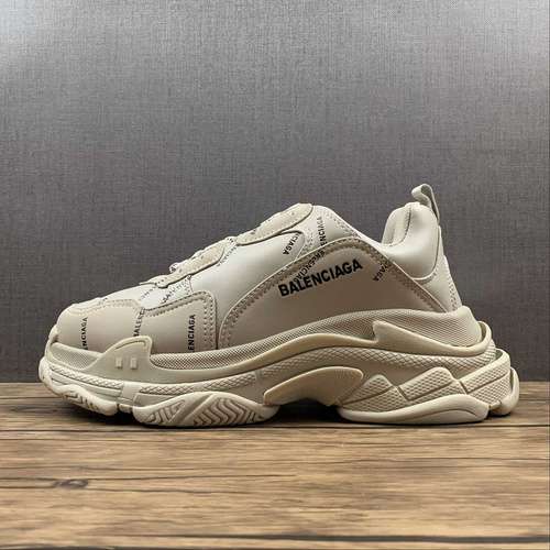 470BALENCIAGA TRIPLE S SNEAKERS BEIGEBEIGEBLACKWOMAN3539MAN4046