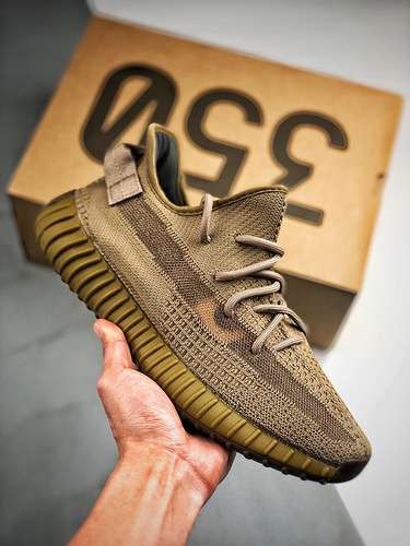 280FX9033YEEZY BOOST 350 V2 EARTHEARTHEARTHWOMAN3639MAN4048