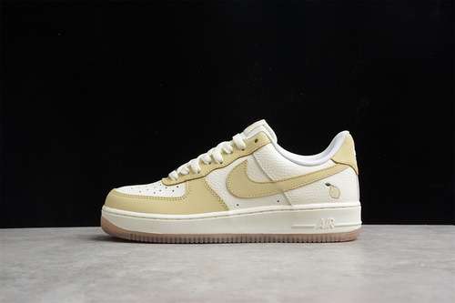340AA6902700AIR FORCE 1 LOW 07 LEMON WHITEWHITELIGHT YELLOWWOMAN3639MAN4045