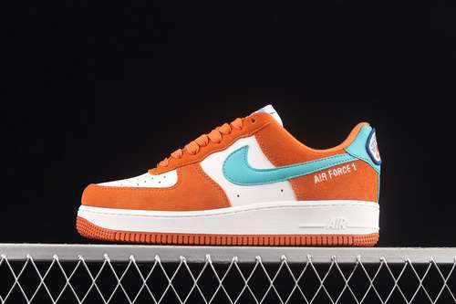 300DH7568800AIR FORCE 1 LOW ATHLETIC CLUB WHITEORANGEBLUEWOMAN3639MAN4045