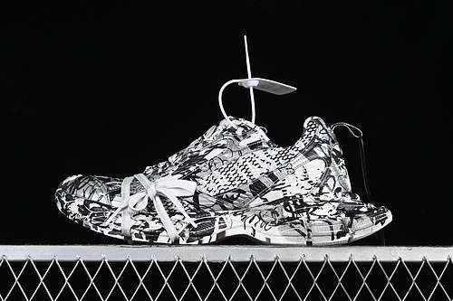 420W2RG39010BALENCIAGA PHANTOM SNEAKER BLACKWHITEWOMAN3539MAN4046