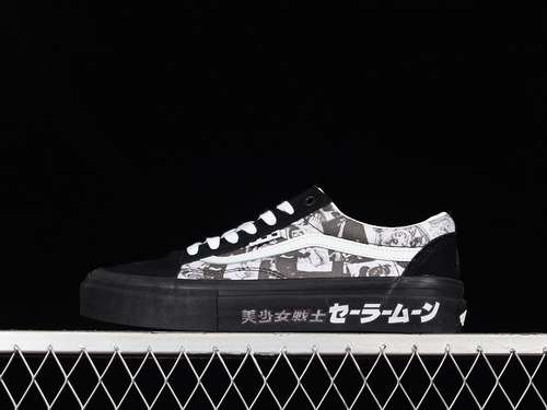 250VN0005W0BKASAILOR MOON SKATE OLD SKOOL BLACKBLACKWHITEWOMAN3539MAN4044