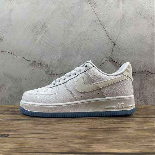 270DA8301101AIR FORCE 1 LOW UV WHITEWHITEWHITEUNIVERSITY BLUEWOMAN3639MAN4045