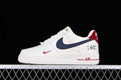 320BS9055740AIR FORCE 1 07 LOW WHITEREDBLUEWOMAN3639MAN4045