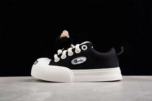 400OUDER 2023 BIG HEAD SMILING SUPER CUTE UGLY SHOES BLACKWHITEWOMAN3540