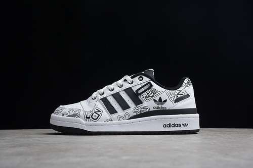 280GW4921FORUM LOW SHOES CLOUD GRAFFITI WHITECORE BLACKWOMAN3639MAN4045