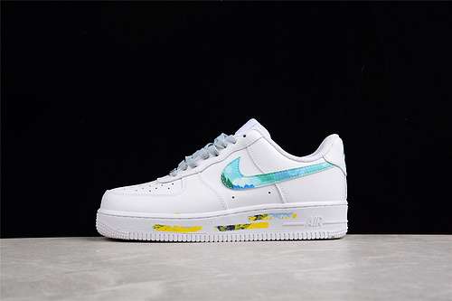 300314192117AIR FORCE 1 LOW 07 WHITEWHITELIGHT BLUEWOMAN3639MAN4045