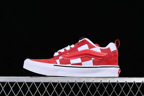 230VN0009QCRENVANS CLASSICS KNU SKOOL 2023 WHITEREDWOMAN3539MAN4044