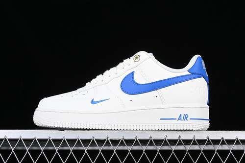 300DQ7658103AIR FORCE 1 07 LOW 40 WHITEBLUEWOMAN3639MAN4045