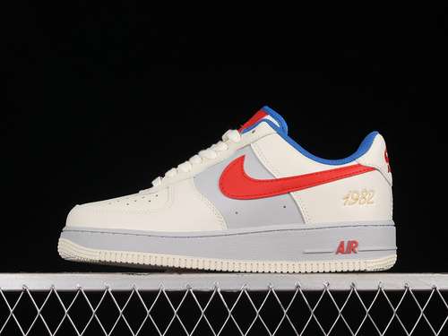 320CW0088918AIR FORCE 1 LOW 07 TOFFEE BEIGEBLUEREDWOMAN3639MAN4045