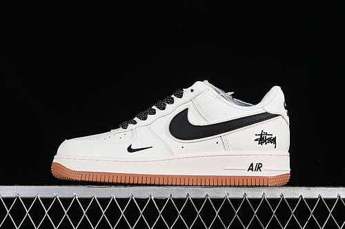 340XZ5688001AIR FORCE 1 07 LOW WHITEBLACKWOMAN3639MAN4045