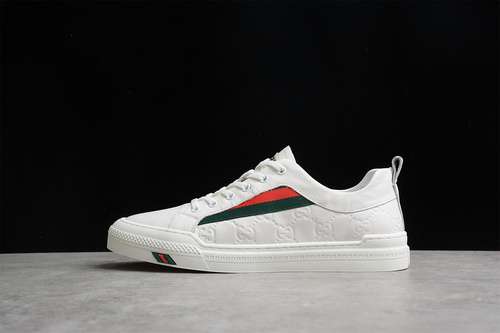 48043194202JPO60538GUCCI ACE EMBROIDERED LOWTOP SNEAKER WHITEREDNAVYMAN3844