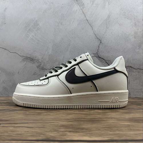 310BQ0086365AIR FORCE 1 LOW 07 WHITEWHITEBLACKWOMAN3639MAN4045