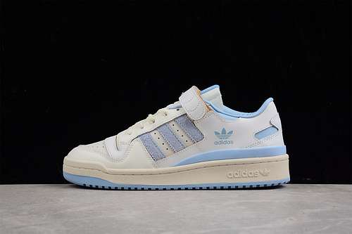 300GZ1893FORUM 84 LOW CAROLINA BLUEWHITECAROLINA BLUEWOMAN3639MAN4045