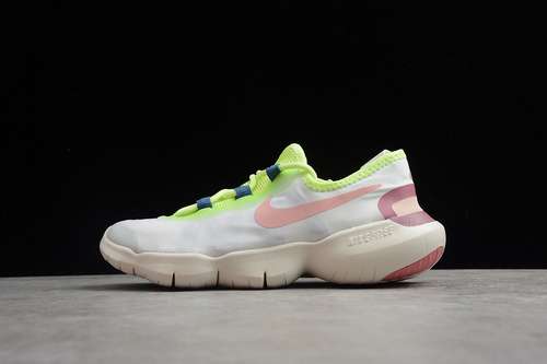 【240】[CJ0270-101]-[FREE RN 5.0 2020 MARATHON RUNNING SHOES PALE IVORY/SHIMMER/SAIL]-[WOMAN:36-40]