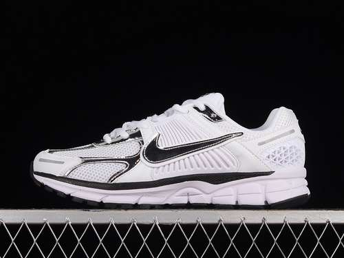 【270】[FD0884-025]-[AIR ZOOM VOMERO 5 PHOTON DUST/CHROME/GRIDIRON/SAIL]-[WOMAN:36-39]-[MAN:40-45]