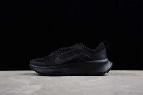 【300】[DM0822-017]-[JUNIPER TRAIL 2 NEXT NATURE BLACK/BLACK/BLACK]-[WOMAN:36-39]-[MAN:40-45]
