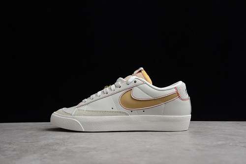 【260】[DH4370-002]-[BLAZER LOW 77 PREMIUM FIRST USE LIGHT BONE/UNIVERSITY RED/DEEP ROYAL BLUE/WHITE]