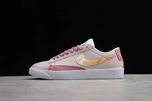 【250】[CZ8688-666]-[SB BLAZER LOW LX WHITE/PINK/WATER RED]-[WOMAN:36-39]