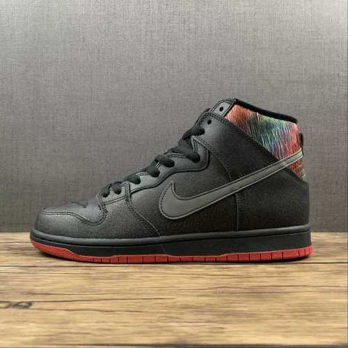 【340】[313171-028]-[SPOT X SB DUNK HIGH PRO GASPARILLA BLACK/CHALLENGE RED-METALLIC SILVER]