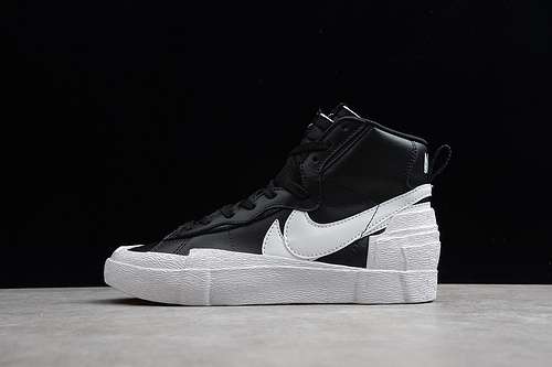 [BV0072-004]-[SACAI X BLAZER MID BLACK/WHITE]-[WOMAN:36-39]-[MAN:40-46]-[OG00166]
