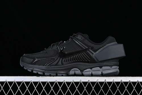 【440】[AT3152-001]-[A COLD WALL ZOOM VOMERO 5 BLACK/GREY]-[WOMAN:36-39]-[MAN:40-45]
