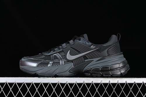 【260】[FD0736-100]-[V2K RUNTEKK 3XL BLACK/GREY]-[WOMAN:35.5-39]-[MAN:40-45]