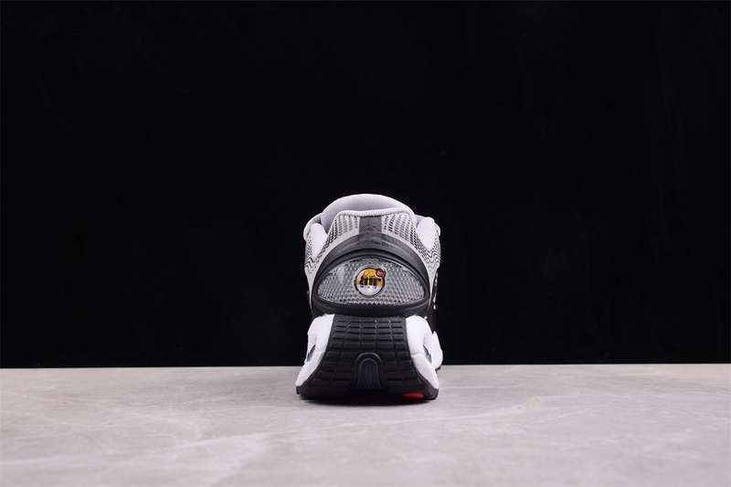 40-45 (5).jpg