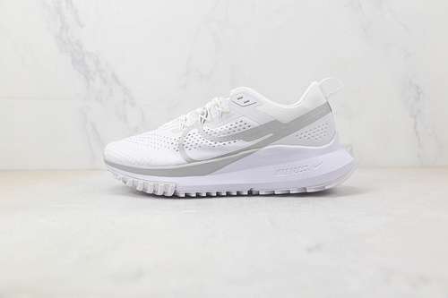 【320】[DJ6159-012]-[REACT PEGASUS TRAIL 4 WHITE/WHITE/WHITE]-[WOMAN:36-39]-[MAN:40-45]