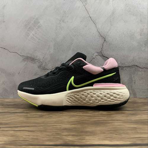 【300】[CT2228-103]-[ZOOMX INVINCIBLE RUN FLYKNIT BLACK/WHITE/PINK]-[WOMAN:36-40]