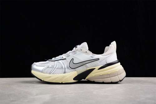 【340】[FD0736-100]-[WMNS RUNTEKK SUMMIT WHITE/METALLIC SILVER]-[WOMAN:36-39]-[MAN:40-45]