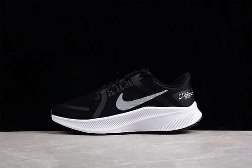 【280】[DA1105-006]-[QUEST 4 RUNNING SHOES BLACK/WHITE/DARK-GRAY]-[MAN:39-45]