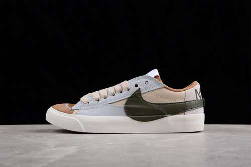 【250】[DQ1470-105]-[BLAZER LOW 77 JUMBO BROWN/WHITE/BLACK]-[WOMAN:36-39]-[MAN:40-45]